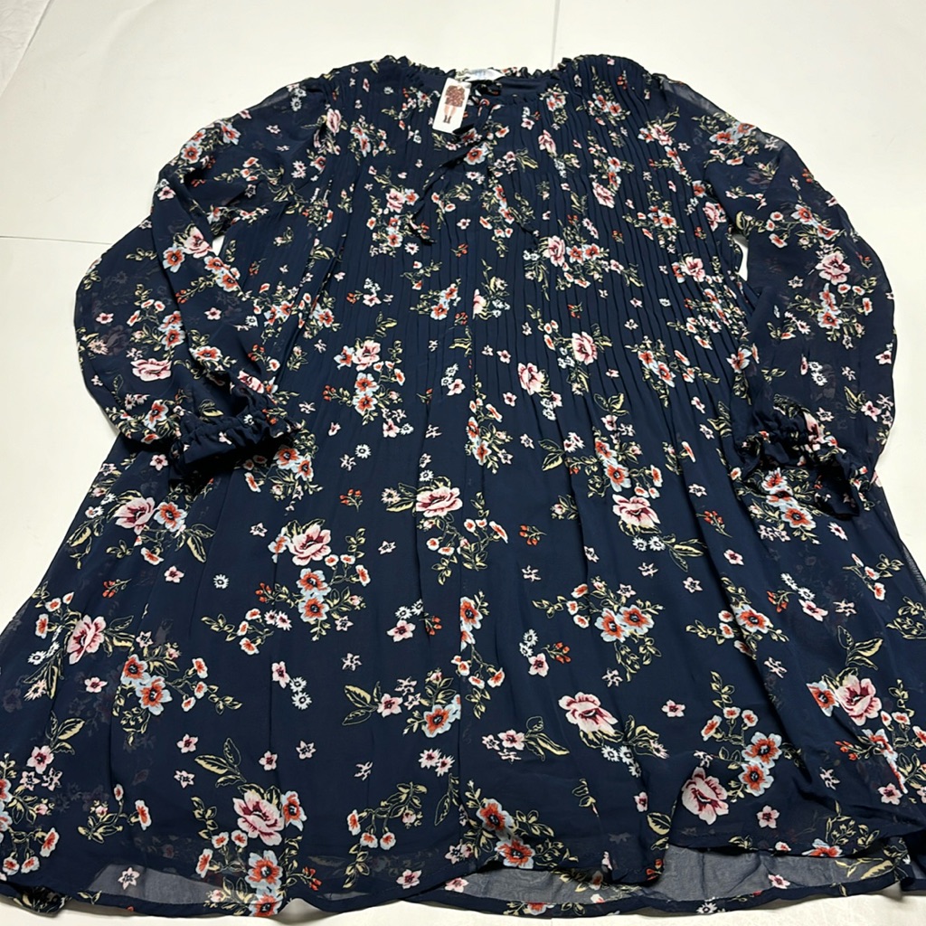 Women’s Time And Tru Navy Floral Dress Size Medium